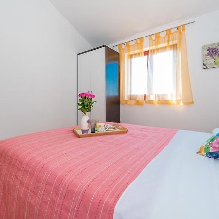Apartments Blandona Биоград на Мору Екстериор снимка